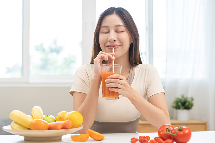 Manfaat Jus Tomat dan Lemon di Pagi Hari untuk Kesehatan Kulit