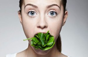 Sayur Bayam untuk Kesehatan Kulit Cerah dan Lebih Awet Muda